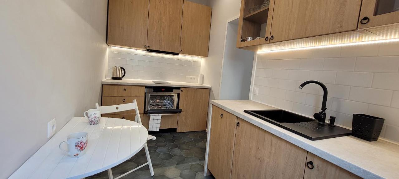 Kana - Stylish Apartment In Krakow Pomorska - Close, Wifi, Smart Tv Krasków Exterior foto
