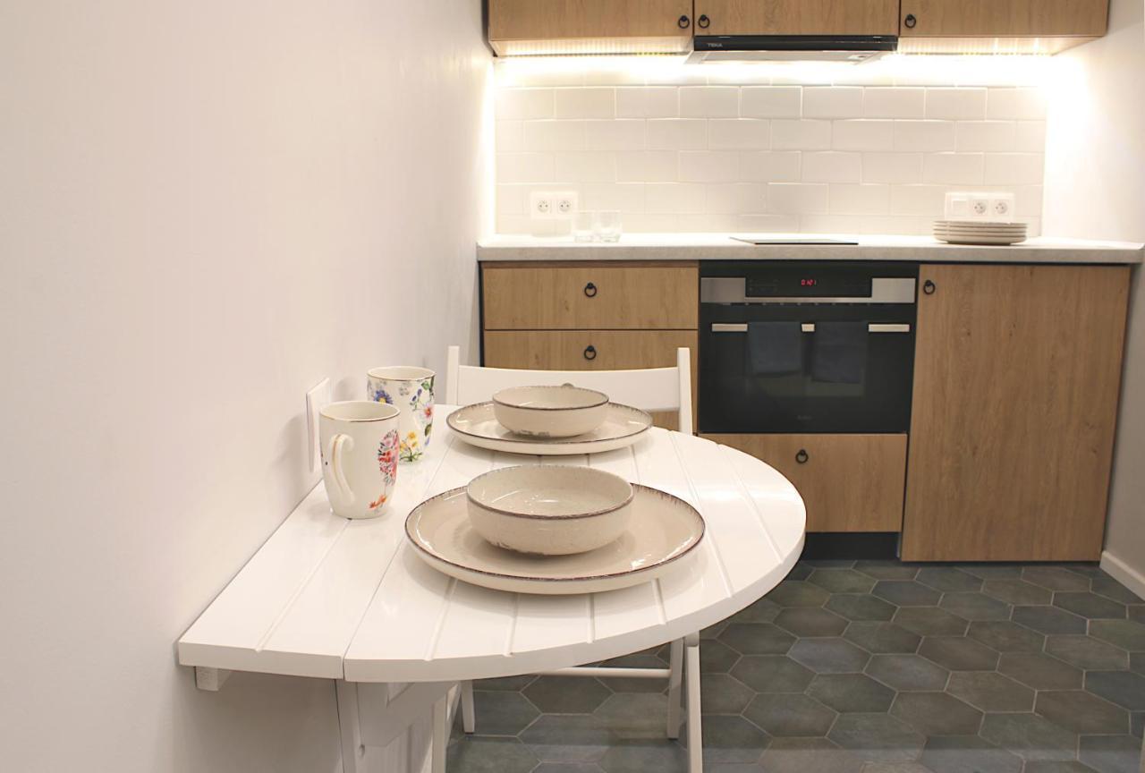Kana - Stylish Apartment In Krakow Pomorska - Close, Wifi, Smart Tv Krasków Exterior foto